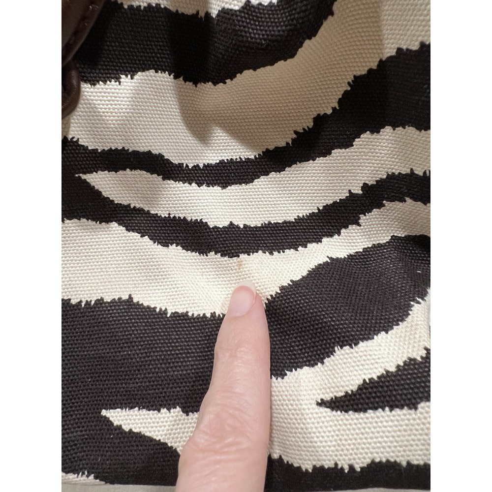 Michael Kors Zebra Print Large Canvas & Leather Shoulder Bag Designer Handbag‎ - Picture 3 of 15